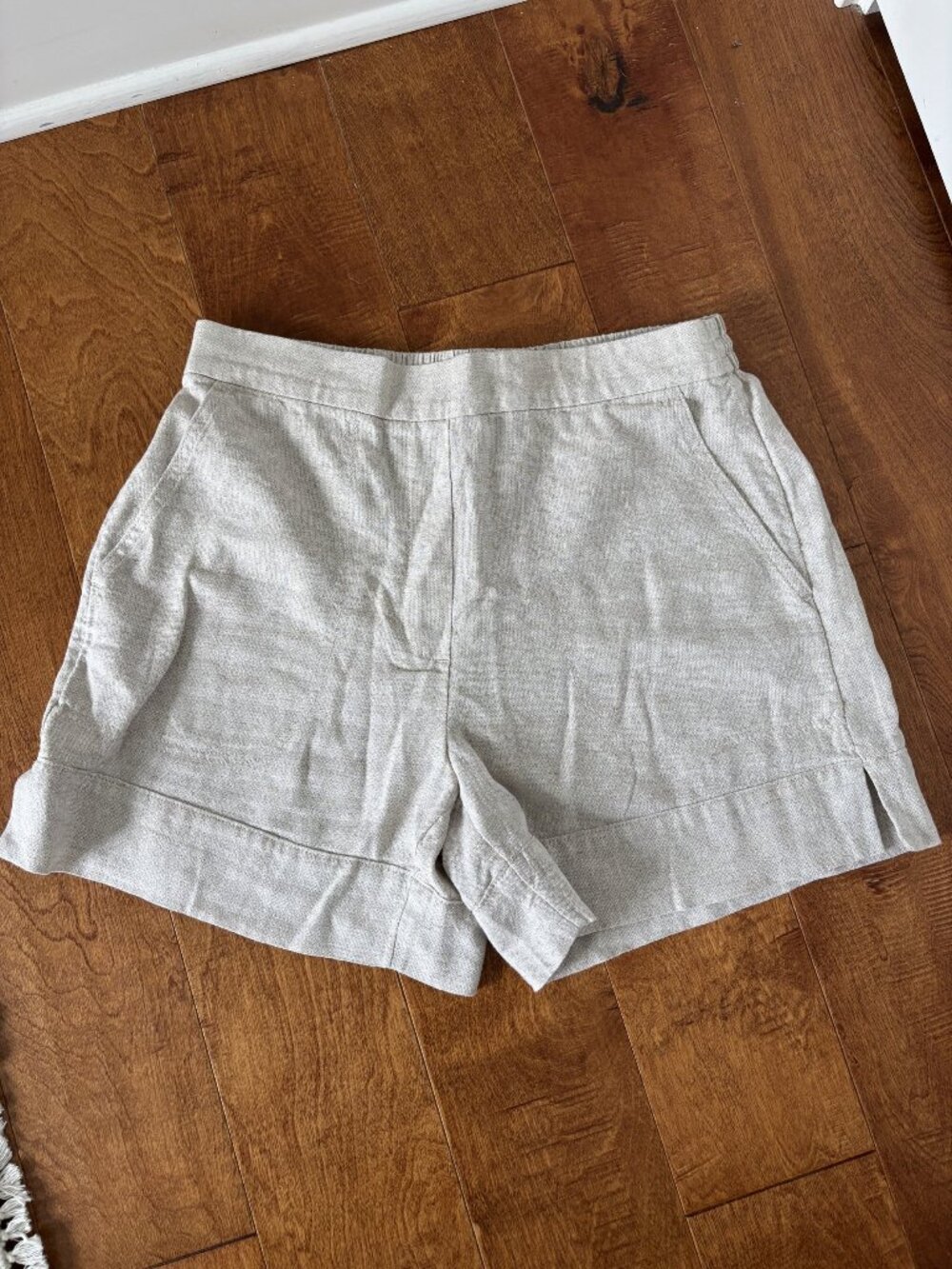 Banana Republic Natural Linen Blend High Rise Pull-On Shorts, Size S